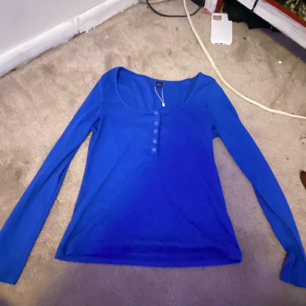 Blue Long Sleeve Top